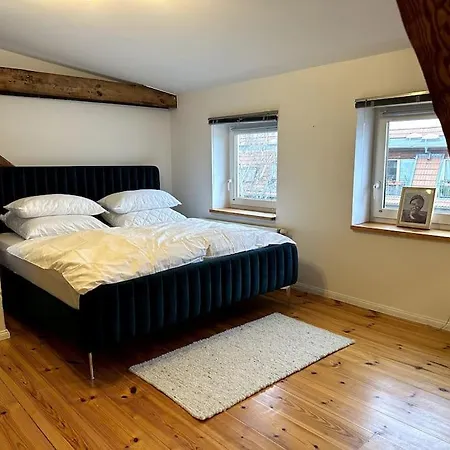 Apartment Auf Der Sonnenseite In *